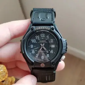 Casio卡西欧FT500WC-1BVCF森林人复古手表 黑色