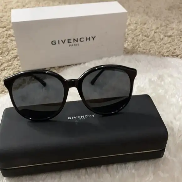 GIVENCHY 纪梵希 圆形墨镜
