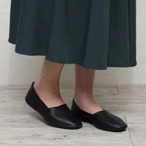 ECCO 爱步 Simpil简约系列 女士牛皮平底一脚蹬单鞋 208603