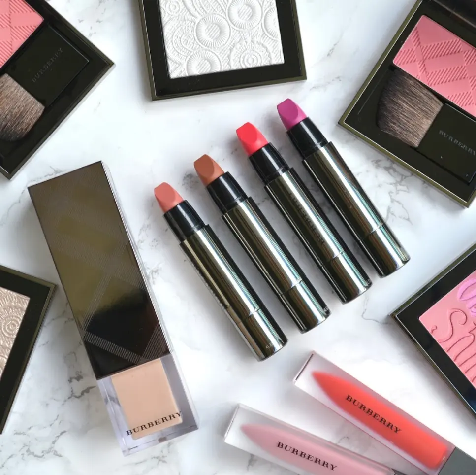 LOOKFANTASTIC：Burberry 美妆香氛折上折！£11抢方管口红！£8收指甲油！
