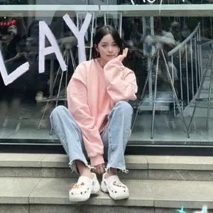 明星同款！Crocs 卡骆驰小鲸鱼高跟洞洞鞋