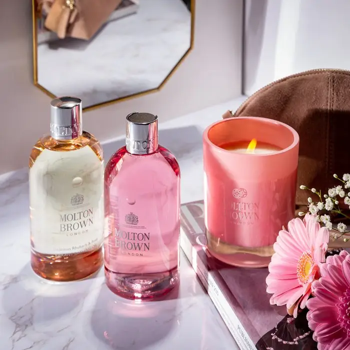 LOOKFANTASTIC：Molton Brown高端洗护闪促！ 入手茉莉玫瑰沐浴