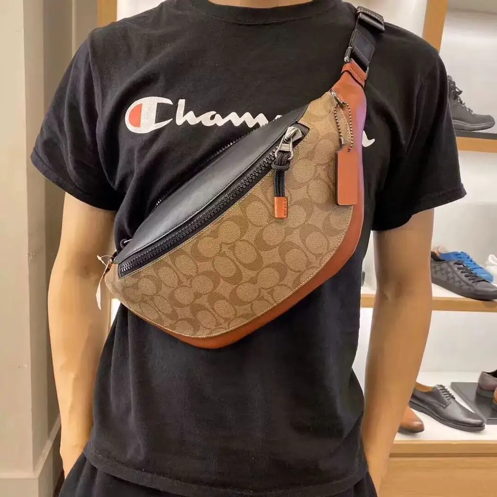 好价！Coach Warren 经典老花腰包
