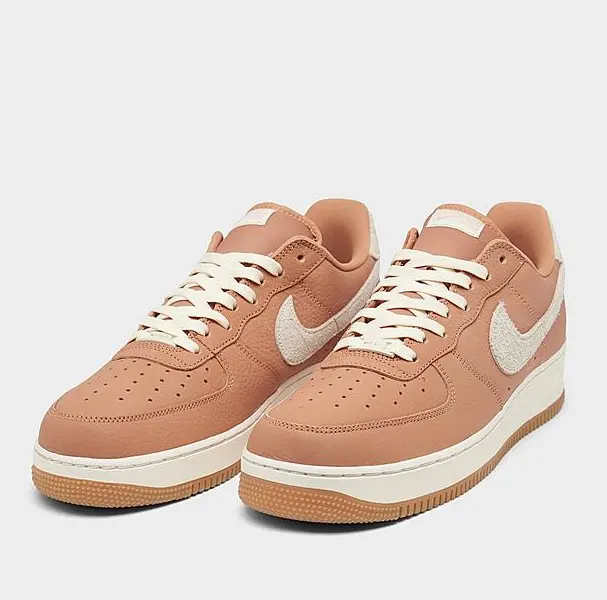 码全！NIKE AIR FORCE 1 '07 男款运动鞋