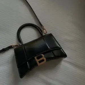 FWRD：Balenciaga 折扣精选专区 沙漏包S号$2500