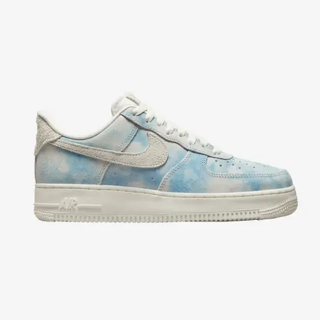 上新！Nike Air Force 1 '07 SE 板鞋 女款
