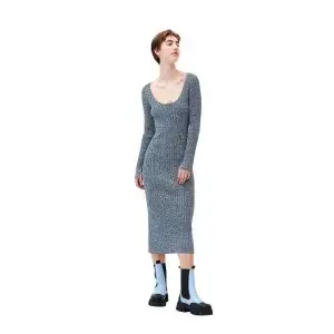 超低价！Ganni 大U领针织长裙