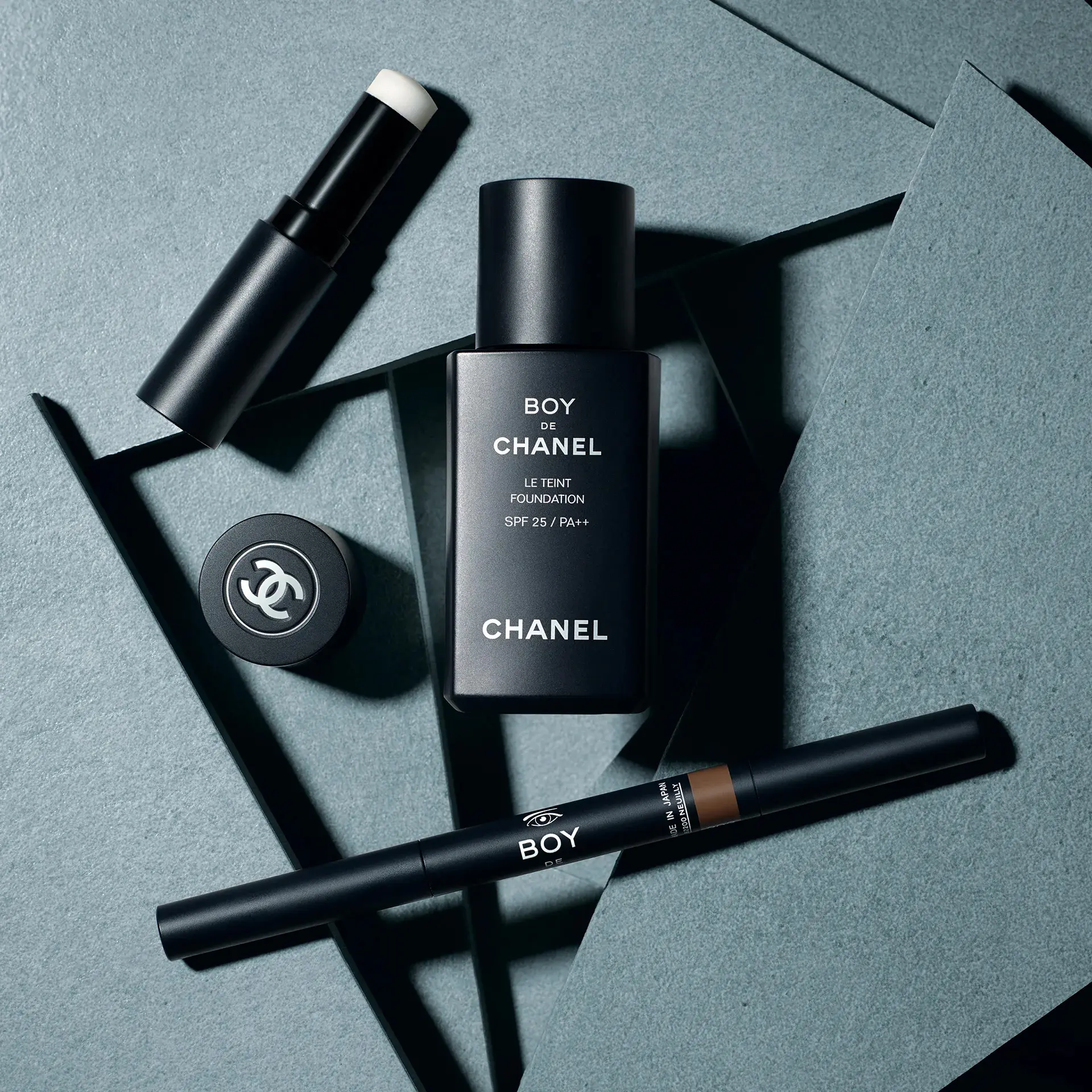 Chanel：香奈儿Boy de CHANEL男士彩妆系列