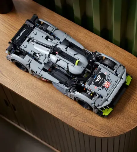 新品预告！LEGO 机械组 标志 9X8 24H勒芒混合动力赛车 42156