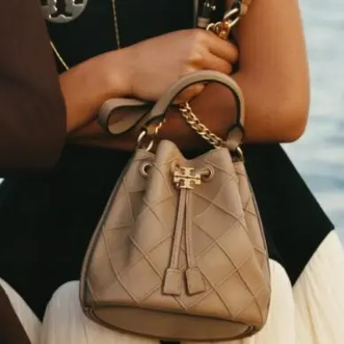 Tory Burch 汤丽柏琦 FLEMING SOFT 羊皮菱格水桶包 小号