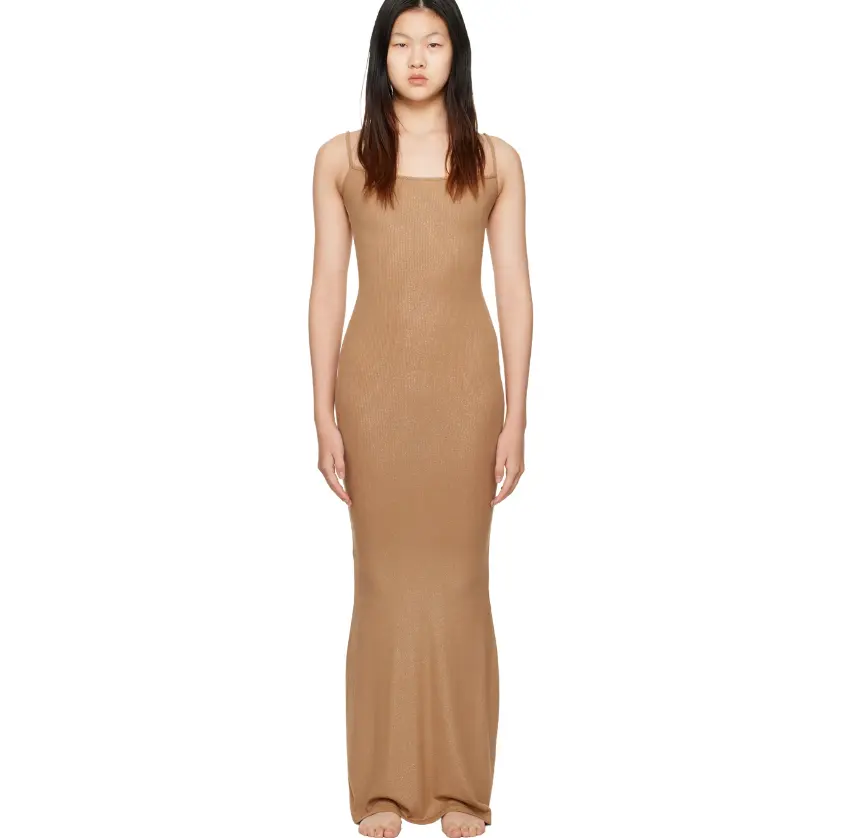 SKIMS 黄褐色 Soft Lounge Shimmer 连衣裙