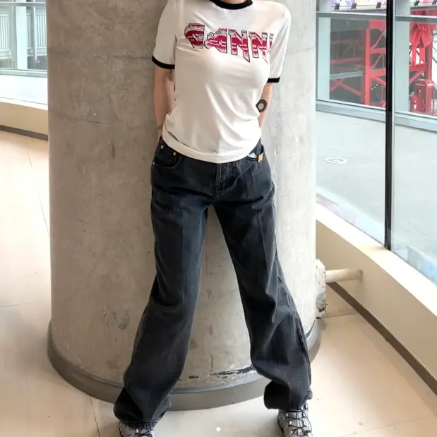 Ganni 23新款logo短袖