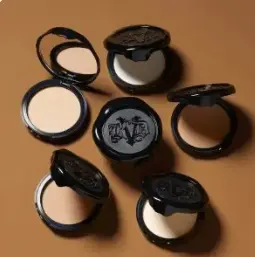 Lookfantastic 英站：KVD 彩妆专场 定妆粉饼£20