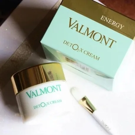 库存浅！Valmont 法尔曼 健肤焕颜轻感注氧净化面霜 45ml