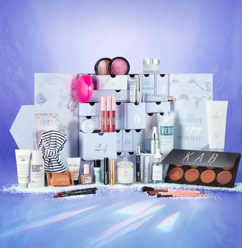 上新！Glossybox 2323圣诞日历