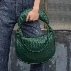 定价优势！Bottega Veneta Gemelli 中号双子腋下包 祖母绿