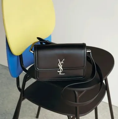 Suitnegozi INT：一律触底价！抢巴黎世家、MAX MARA、小剪刀