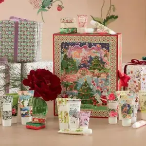 Cath Kidston 圣诞倒数日历 24 件沐浴和身体产品