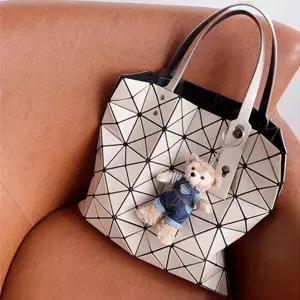 Bao Bao Issey Miyake 三宅一生 Lucent 六格白色托特包