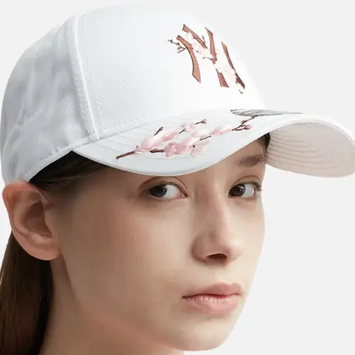 含税好价！NEW ERA YANKEES 940 樱花款棒球帽