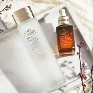 Saks OFF 5TH：美妆热卖 TF眼颊盘$74、雅诗兰黛线雕套装$164