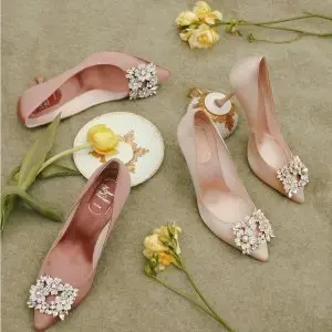LUISAVIAROMA：Roger Vivier 千金玛德琳鞋履专场 入‬经典裸色