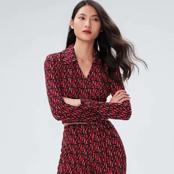 DVF Bobbie LOGO 印花裹身上衣