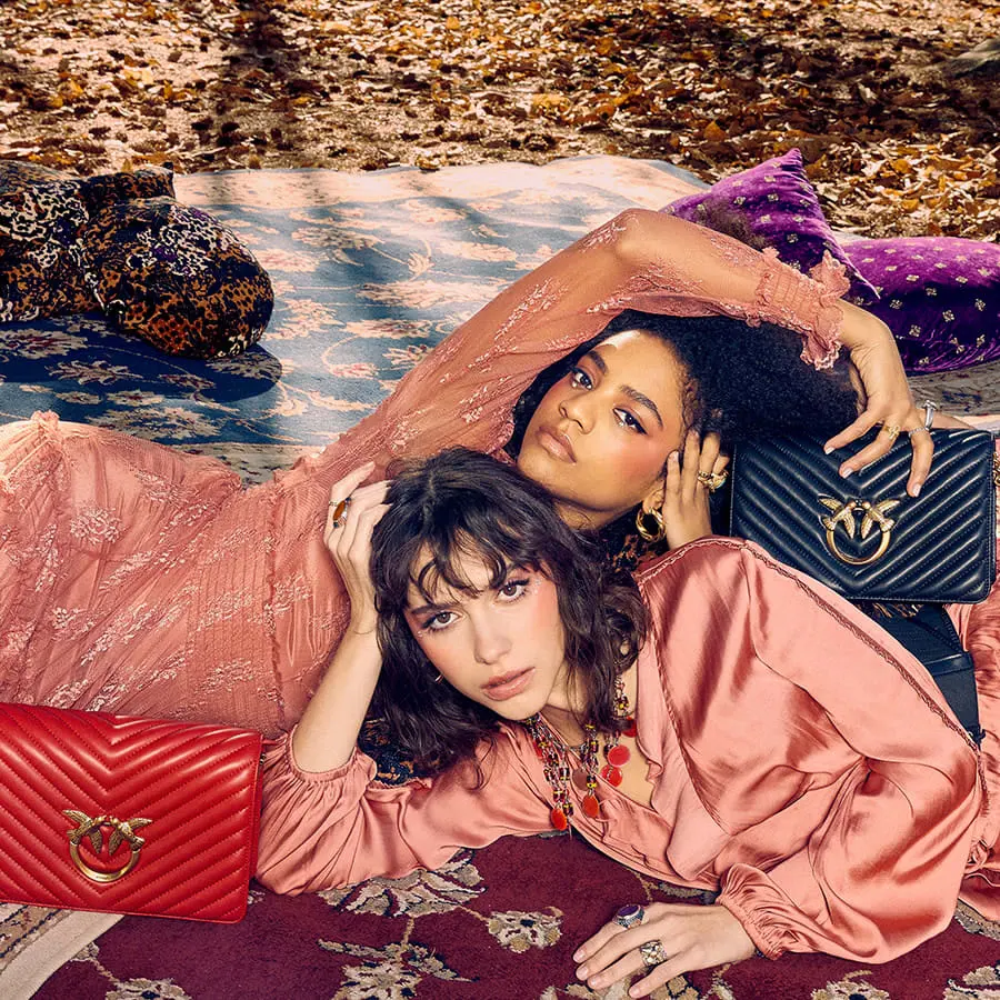 PINKO：折扣区美包服饰大促 经典燕子包$128