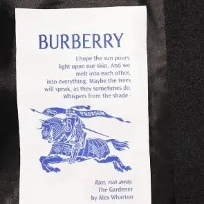 查邮箱！Saks：Burberry 额外8折！格纹腰包$425