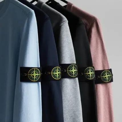 Harvey Nichols 港站：Stone Island 石头岛品牌热卖 入经典服饰