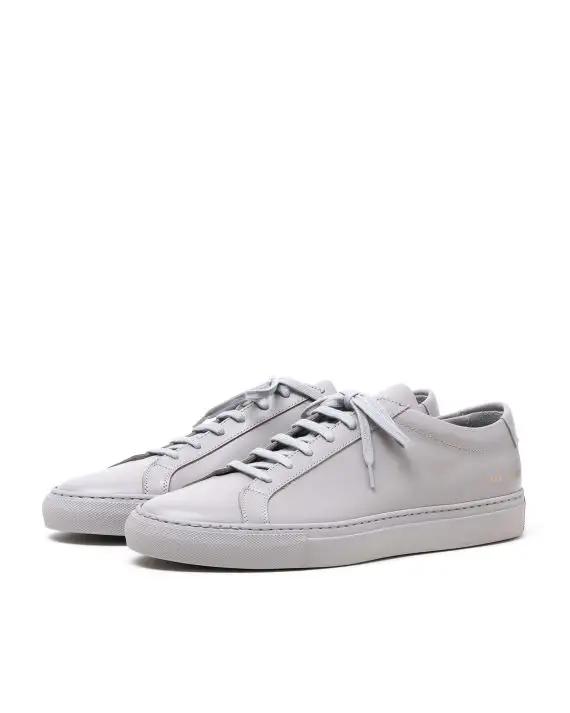 Common Projects 浅灰色运动鞋
