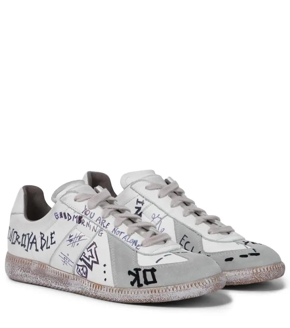 Maison Margiela 涂鸦德训鞋