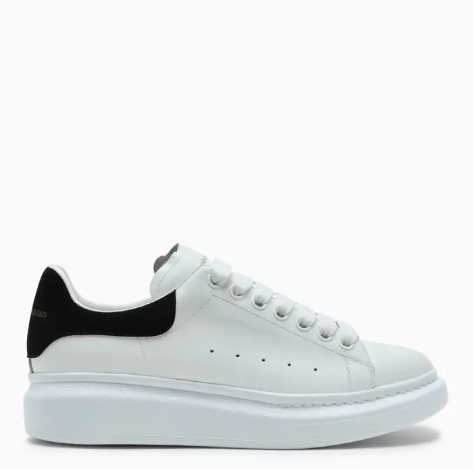 Alexander McQueen 经典黑尾小白鞋