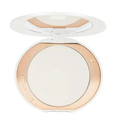 Charlotte Tilbury 粉饼