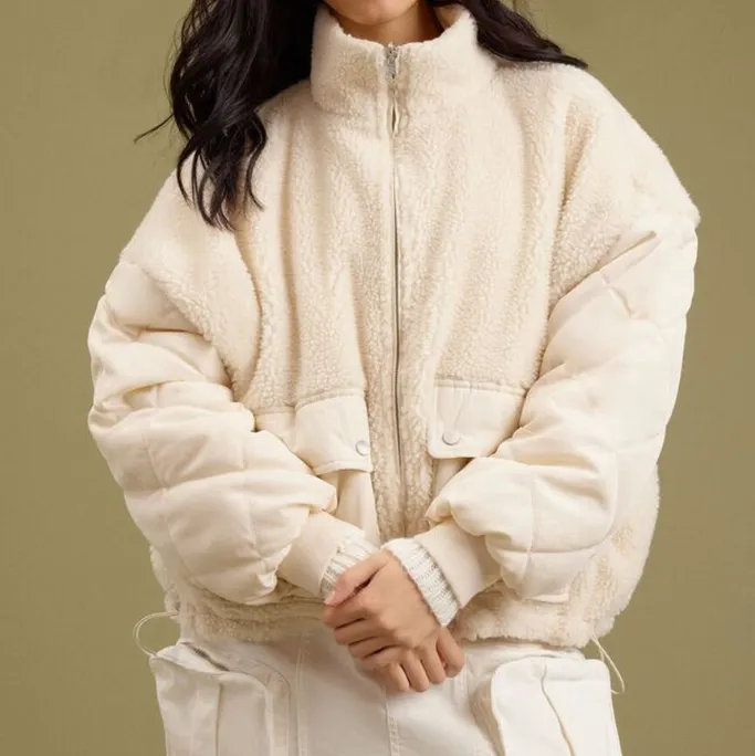 Forever 21 Faux Shearling Bomber 夹克