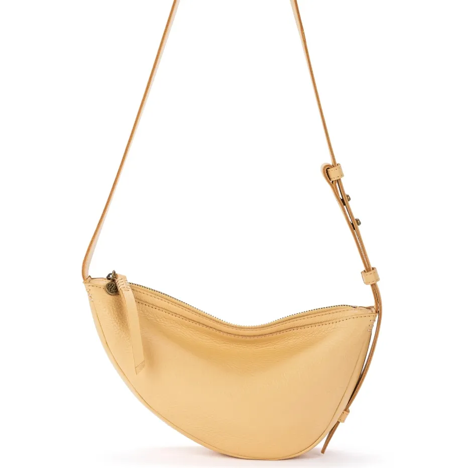 The Sak Tess Sling 腋下包