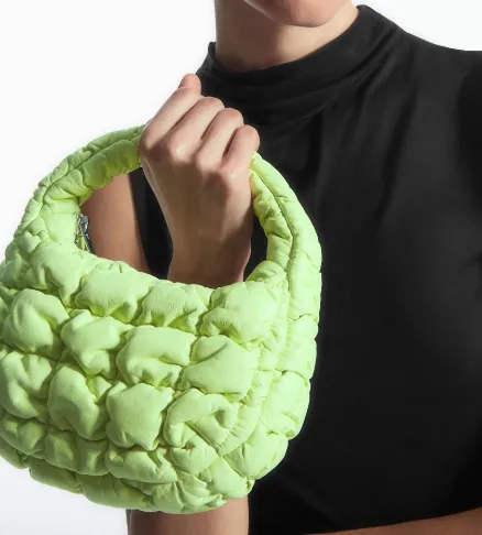 COS QUILTED MICRO 皮质款云朵包