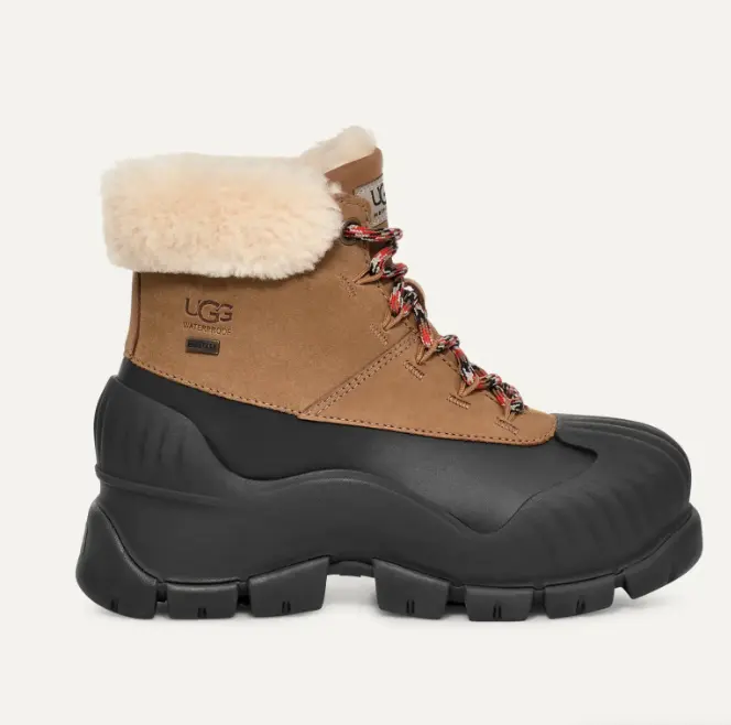 UGG Adiroam 登山靴