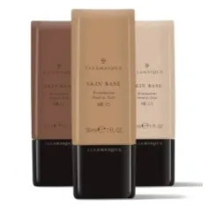Illamasqua  保湿粉底液
