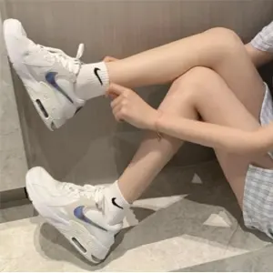 Nike耐克 Air Max Excee大童款镭射低帮鞋