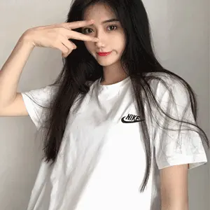 换码！Nike Embroidered Futura 小标男士T恤