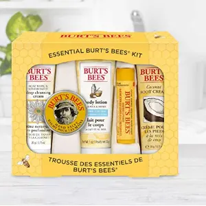 Burt's Bees 小蜜蜂 美容基本套装（洁面+唇膏+护手霜+身体乳+护足霜）