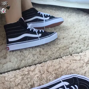 Vans SK8-Hi中性款高帮板鞋