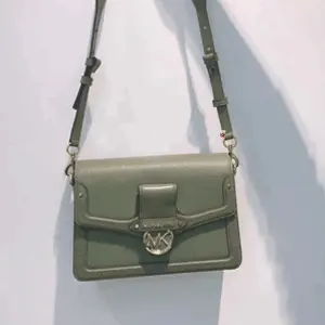 MICHAEL MICHAEL KORS Jessie中号酒神包