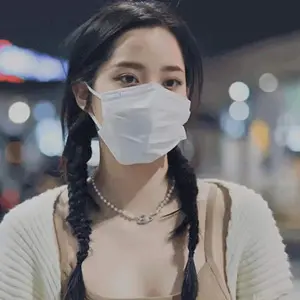 娜比同款！Vivienne Westwood 西太后经典土星珍珠项链