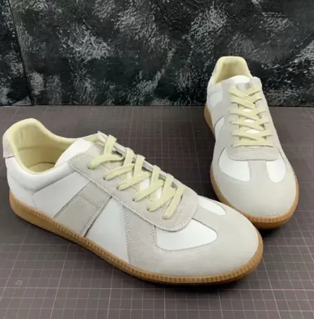 再降！Maison Margiela 热门男款 Replica 德训鞋