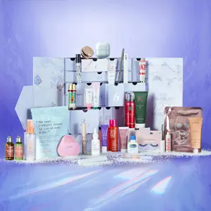 GlossyBox 2022圣诞倒数日历（价值£443）