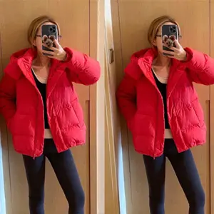 Lululemon Wunder Puff 5格石榴红羽绒服