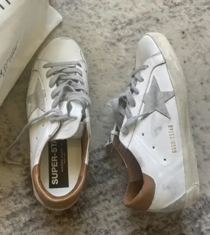 Golden Goose 女款焦糖尾脏脏鞋