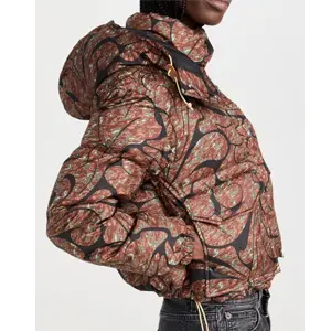 新低！The North Face 71 Sierra 短款印花羽绒服